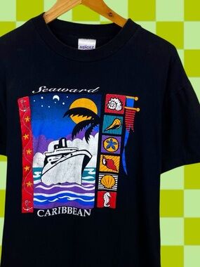 UO Vintage Retro Seaworld Caribbean Beach Travel Graphic Short Sleeve T-Shirt